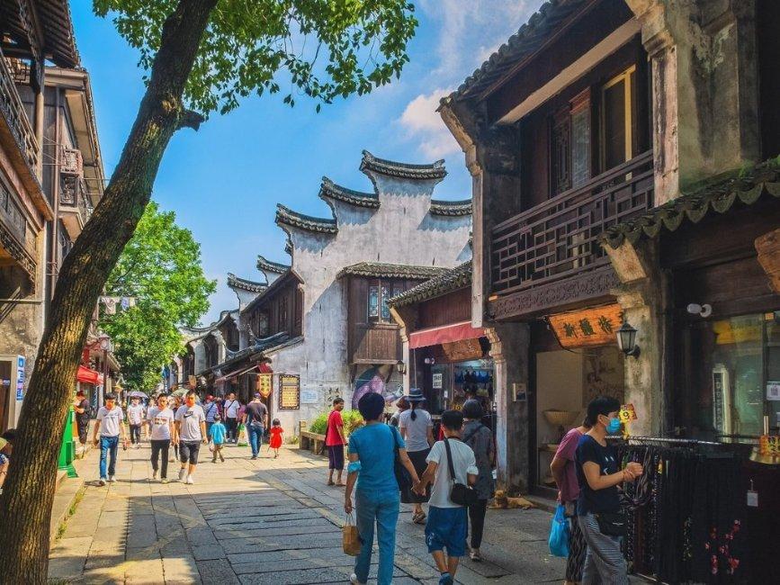毕昇现身东坡广场,探宝黄冈秘卷!